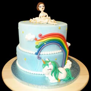 gâteau anniversaire, sans gluten 2 étages ballerine licorne et arc en ciel