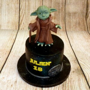 gateau anniversaire julien Yoda sans gluten